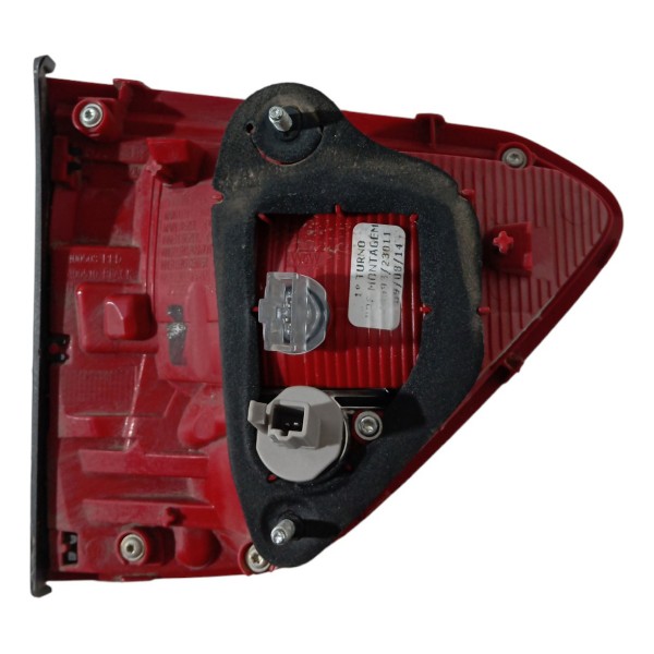 Lanterna Tampa Traseira Direita Volkswagen Fox 2014 2015