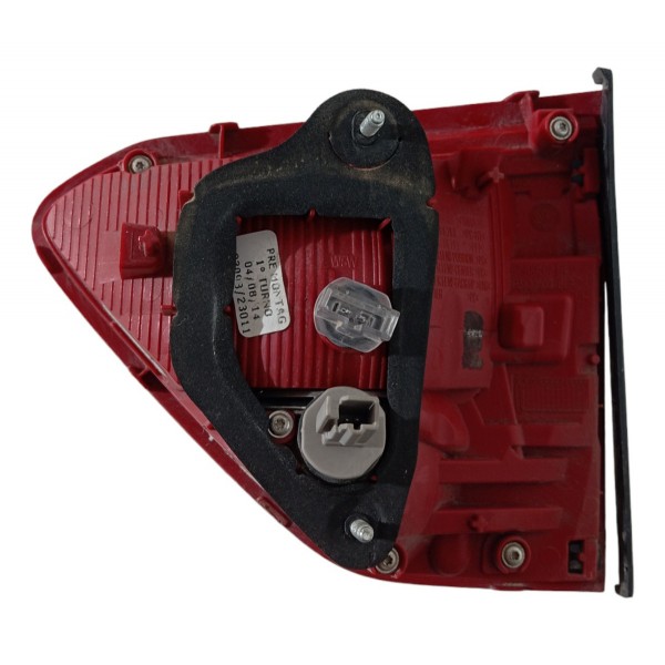 Lanterna Tampa Traseira Esquerda Volkswagen Fox 2014 2015