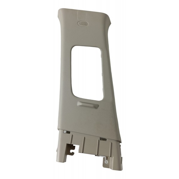 Acabamento Coluna Central Esquerda Mitsubishi Outlander 2015