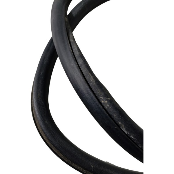 Borracha Vedação Porta Traseira Esquerda Peugeot 2008 2017  Preto