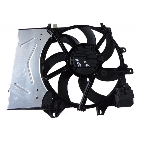 Defletor Ventoinha Peugeot 2008 1.6 Aut 2017 2018 2019 2020