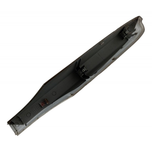 Acabamento Rack Teto Traseiro Direito Kia Sorento 3.5 2012