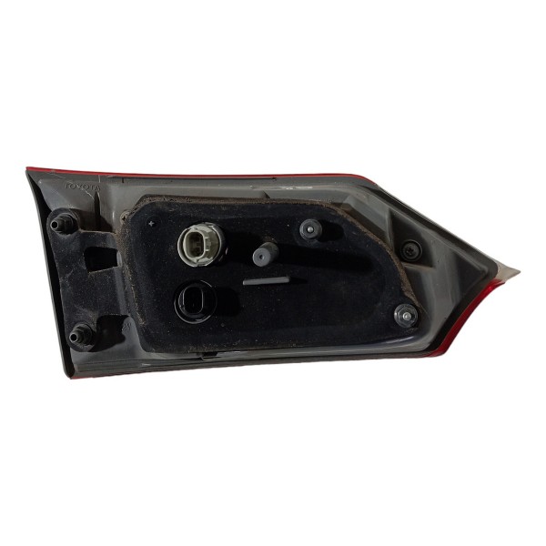 Lanterna Direita Tampa Traseira Toyota Corolla 2015 2016 17  Direito Branco