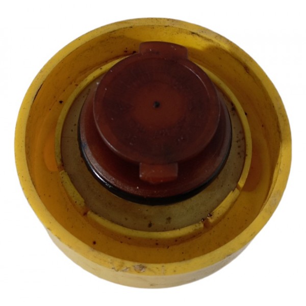 Tampa Óleo Motor Renault Sandero Logan 2009 2010 2011 2012 Amarelo