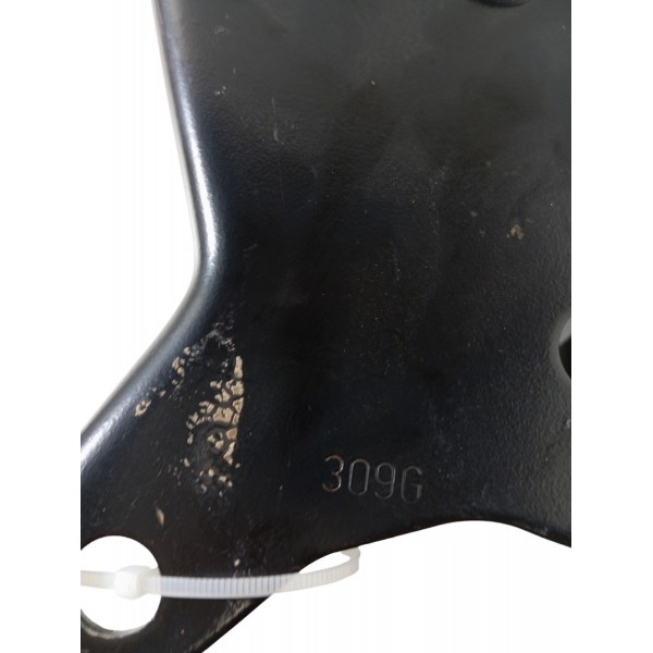 Suporte Eixo Suspensão Traseiro Esquerdo Renault Sandero 11