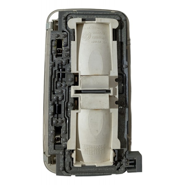 Luz Teto Cortesia Fiat Idea 2007 2008 2009 2010