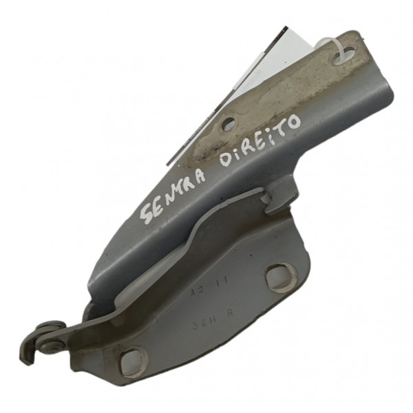Braço Dobradiça Capô Dir Nissan Sentra 2009 2010 2011 2012
