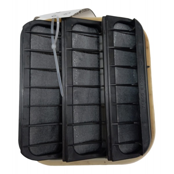 Grade Saida Ar Difusor Traseiro Nissan Sentra 2.0 2009 2012