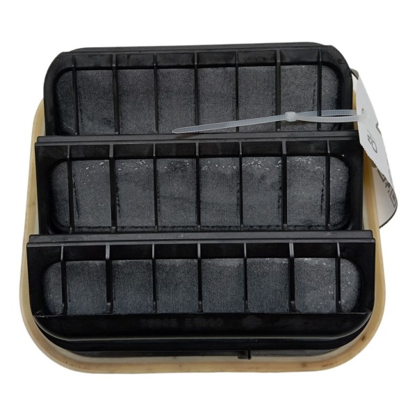 Grade Saida Ar Difusor Traseiro Nissan Sentra 2.0 2009 2012