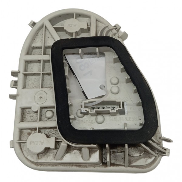 Circuito Lanterna Traseira Direita Volkswagen Gol G6 2012 15 Direito 0262