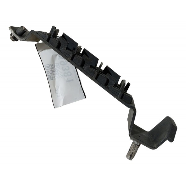 Guia Lateral Parachoque Dianteiro Esquerdo Citroen Zx 1994