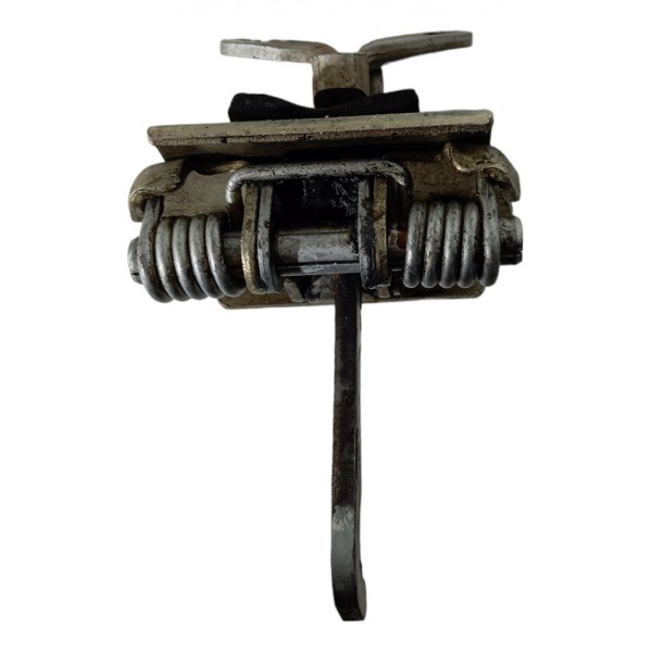 Limitador Porta Dianteira Esquerda Citroen Zx 1994 1996 1998