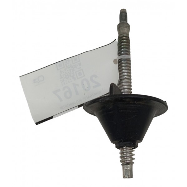 Parafuso Trava Fixação Estepe Chevrolet Prisma 2008 Detalhe