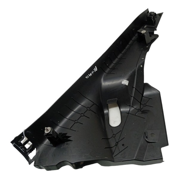 Acabamento Coluna Traseira Esquerda Chevrolet Prisma 2014 15