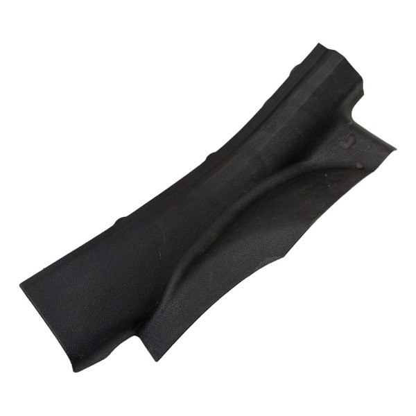 Soleira Porta Traseira Esquerda Chevrolet Prisma 2014 2015  Preto