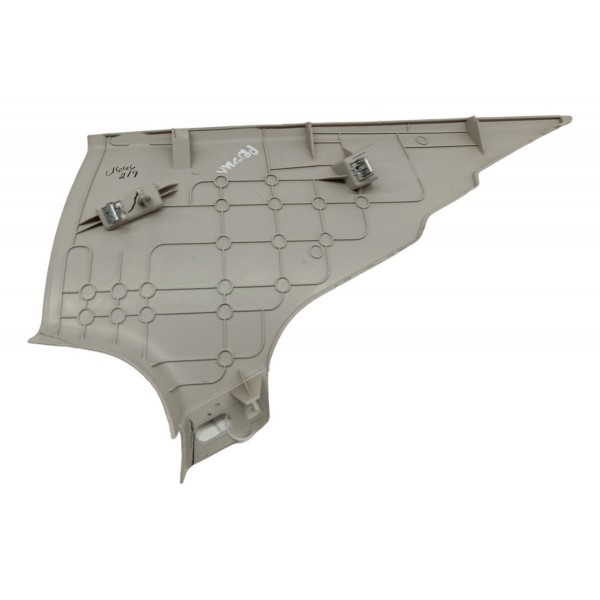 Acabamento Coluna Traseira Esquerda Chevrolet Prisma 2014 15