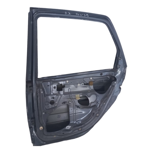 Porta Traseira Direita Renault Scenic Detalhes