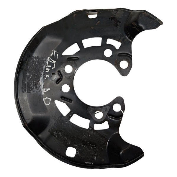 Defletor Espelho Roda Dianteira Direita Toyota Etios 2015 16