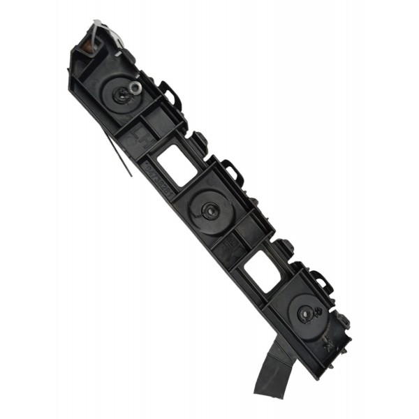 Guia Parachoque Traseiro Esquerdo Chevrolet Spin 2013 2014