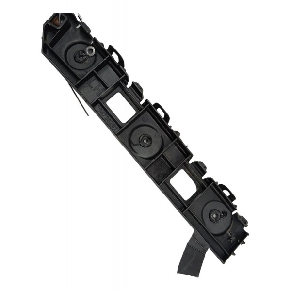 Guia Parachoque Traseiro Esquerdo Chevrolet Spin 2013 2014