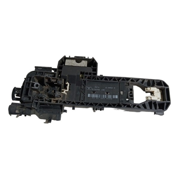 Suporte Maçaneta Dianteira Esquerda Mercedes-benz C180 Dianteira