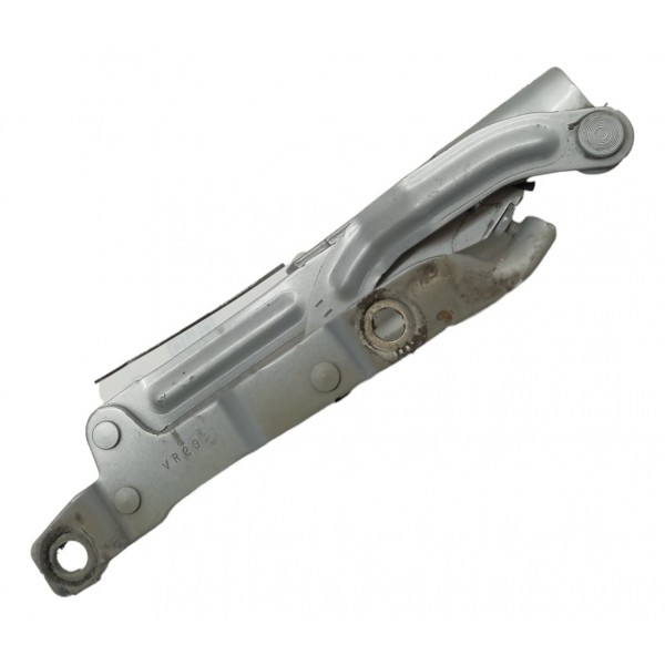 Braço Dobradiça Tampa Traseira Direita Nissan Sentra 2012