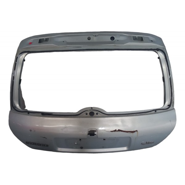 Tampa Traseira Renault Clio Detalhes