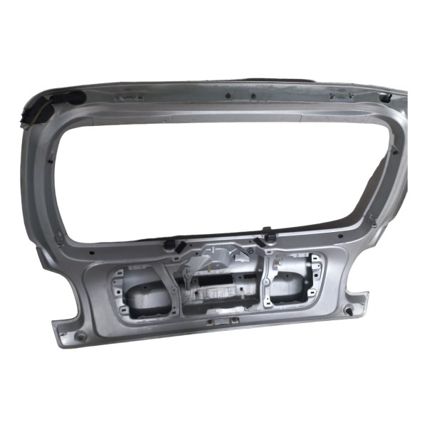 Tampa Traseira Porta Malas Peugeot 206 Detalhes