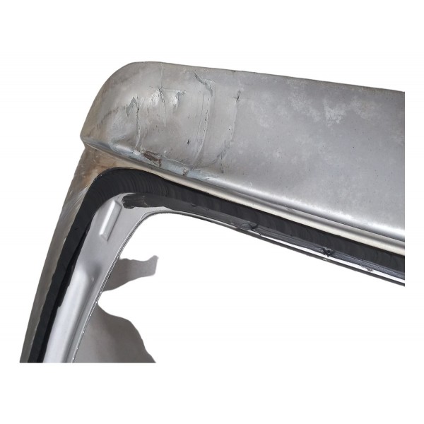 Tampa Traseira Porta Malas Peugeot 206 Detalhes