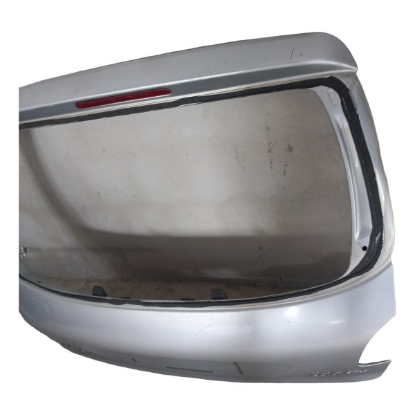 Tampa Traseira Peugeot 206 Detalhes