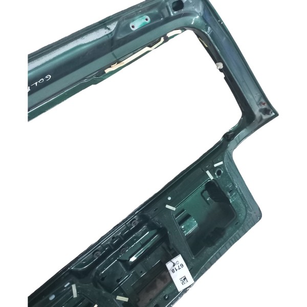 Tampa Traseira Volkswagen Golf Sapão 2000 Detalhes