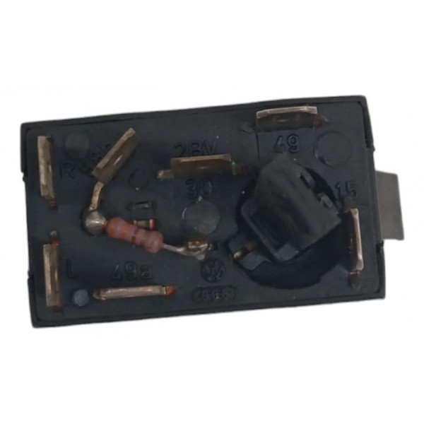 Botão Pisca Alerta Volkswagen Santana 2.0 1992 1993 1994 95 Preto