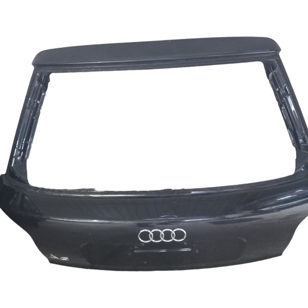 Tampa Traseira Audi A3 2003 Detalhes
