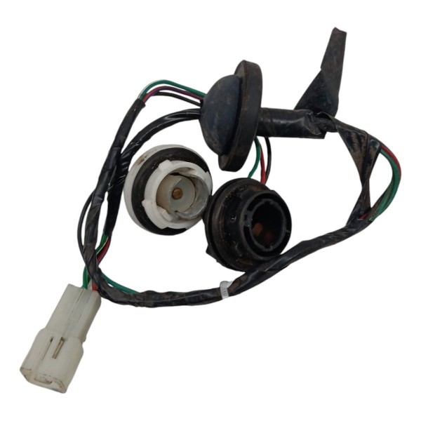 Chicote Lanterna Traseira Esquerda Renault Kwid 2020