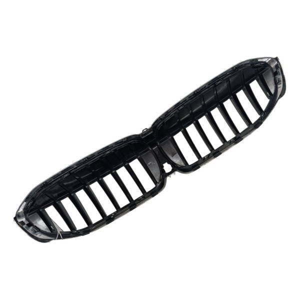 Grade Dianteira Bmw 320i 330i G20 2020 2021 2022 2023 Preto . Prata Brilhante
