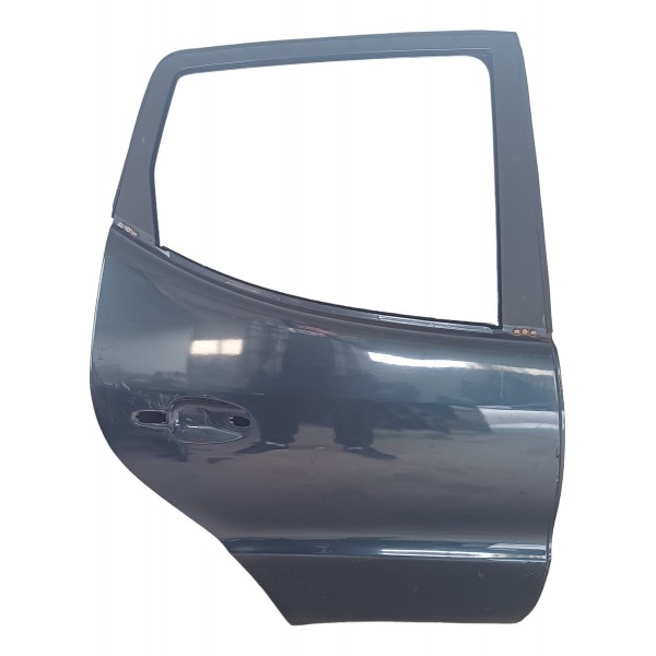 Porta Traseira Direita Mercedes Classe A 160 Detalhes - Traseira - Direita