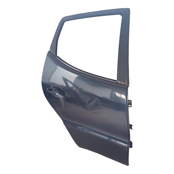 Porta Traseira Direita Mercedes Classe A 160 Detalhes - Traseira - Direita