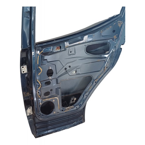 Porta Traseira Direita Mercedes Classe A 160 Detalhes - Traseira - Direita