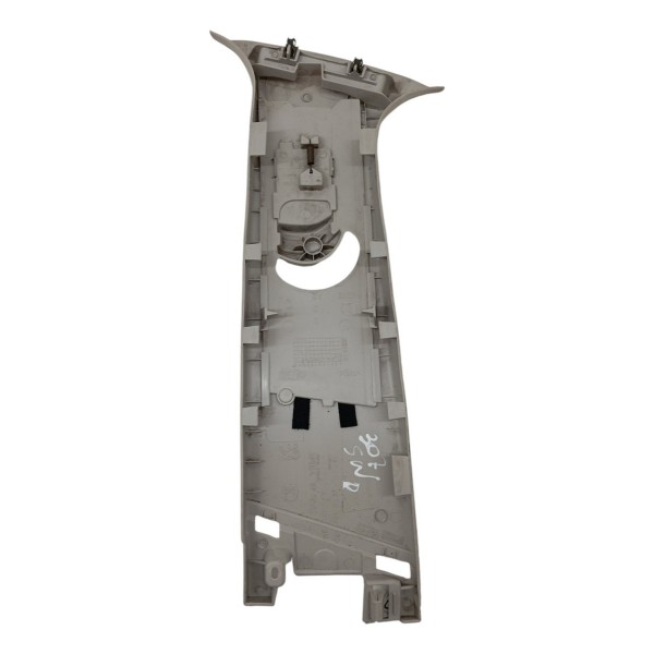 Moldura Acabamento Coluba B Direito Peugeot 307 Sw 2005 06 0