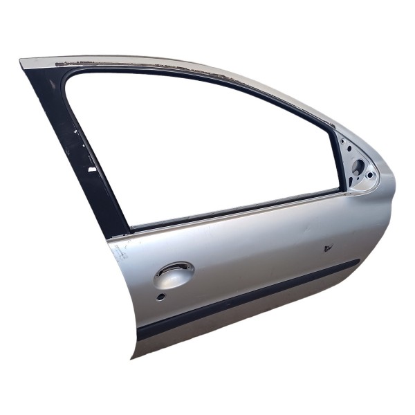 Porta Dianteira Direita Peugeot 206 Detalhes