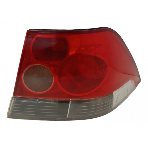 Lanterna Direita Chevrolet Vectra Sedan 2005 2006 07 Detalhe Direito Vermelho