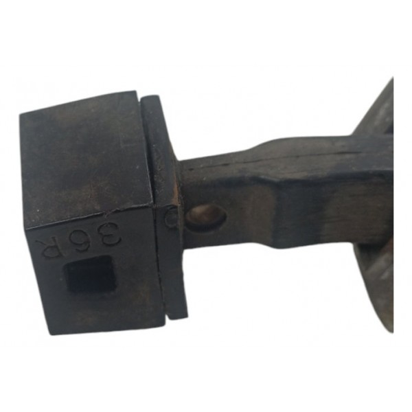 Limitador Porta Traseira Esquerda Mitsubishi Airtrek 2006 07