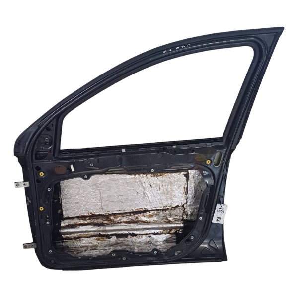 Porta Dianteira Direita Fiat Stilo 2006 Detalhes Dianteira Direito Preto