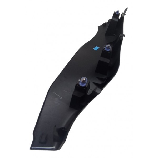 Acabamento Coluna Traseira Esquerda Renault Fluence 2011 12