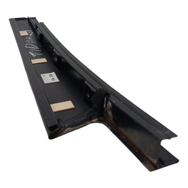 Moldura Externa Traseira Direita Renault Fluence 2011 2012