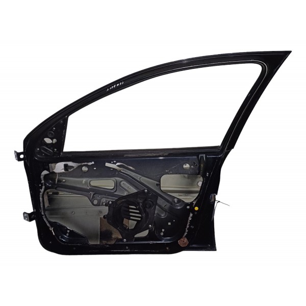 Porta Dianteira Direita Peugeot 206 2004 Detalhes