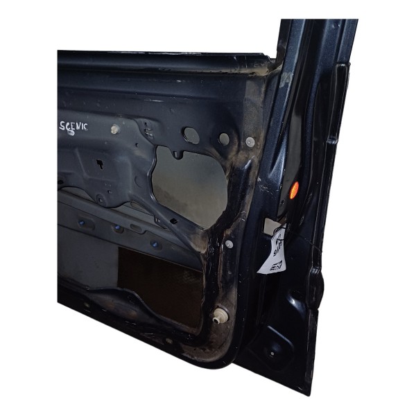 Porta Dianteira Direita Renault Scenic 2003 Detalhes