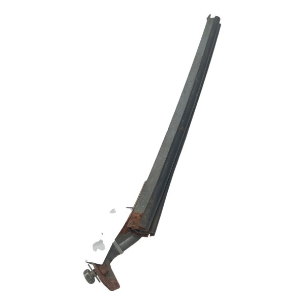 Guia Vidro Traseiro Esquerdo Mitsubishi Airtrek 2.0 2007 08