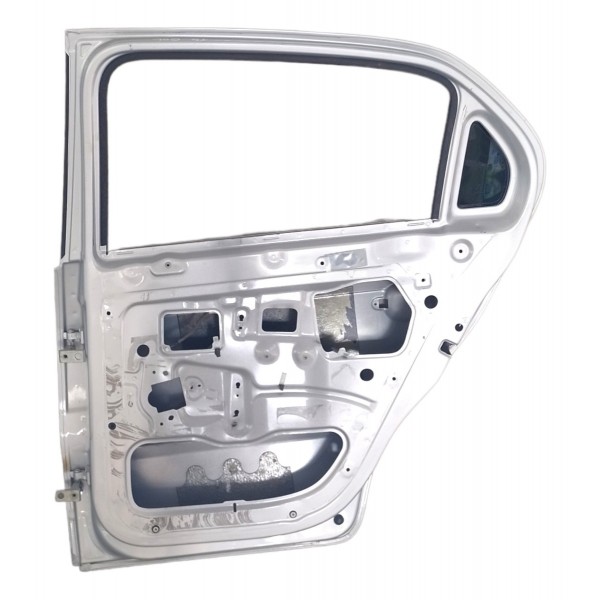 Porta Traseira Direita Volkswagen Gol G7 Detalhes  Prata Direito Traseira