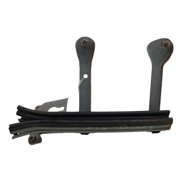 Guia Canaleta Vidro Dianteiro Direito Renault Fluence 2011